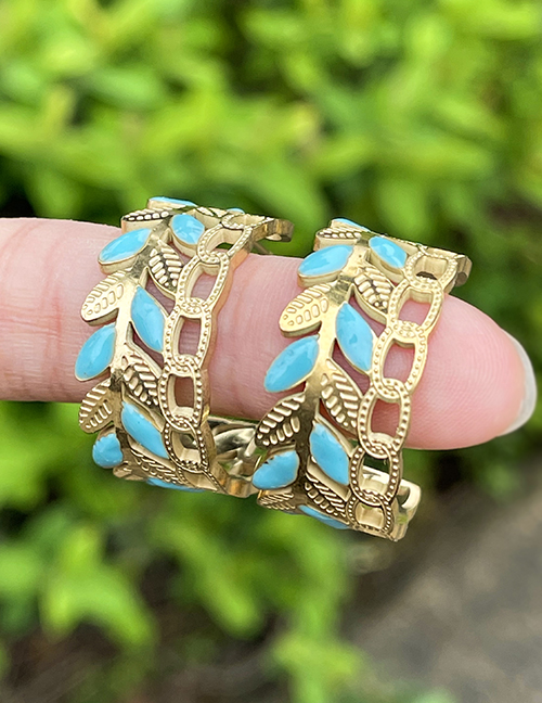 Fashion Gold Titanium Cutout Leaf Earrings