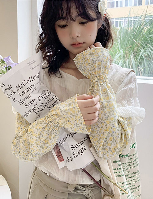 Fashion 4y Korean Version Of Small Floral Yellow Ice Silk Floral Sleeves