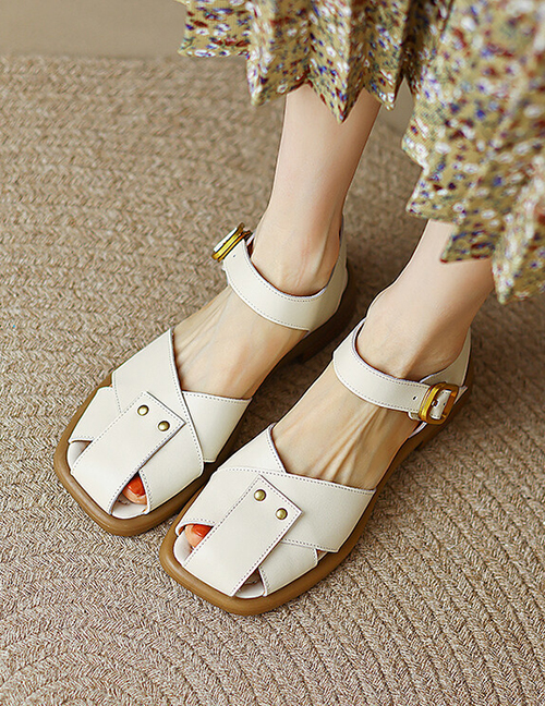 Fashion Red-brown Flat Back Square Toe Sandals