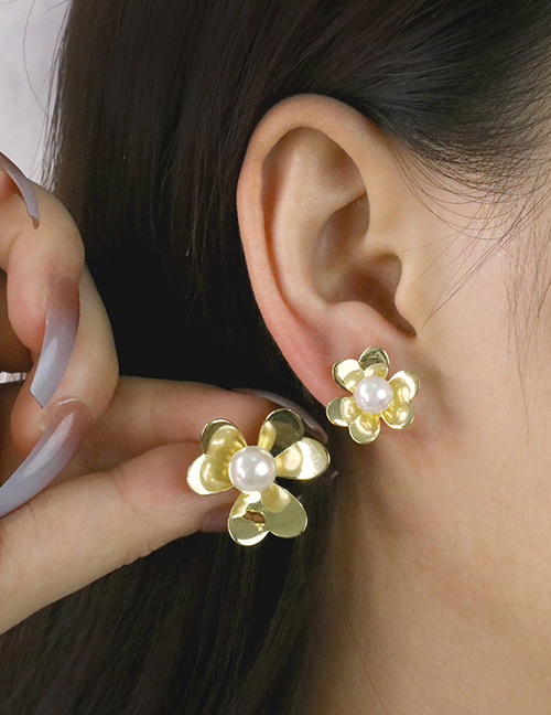 Fashion 14*14mm Bronze Pearl Flower Stud Earrings