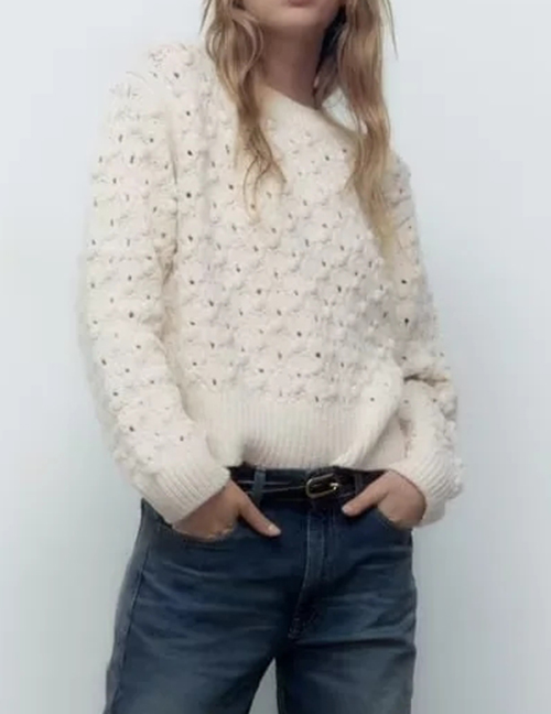 Fashion White Texture Knitted Round Neck Sweater