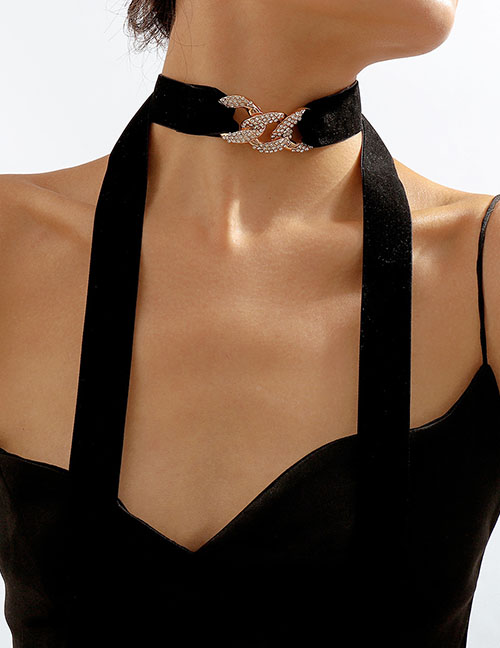 Fashion Black Geometric Diamond Velvet Necklace