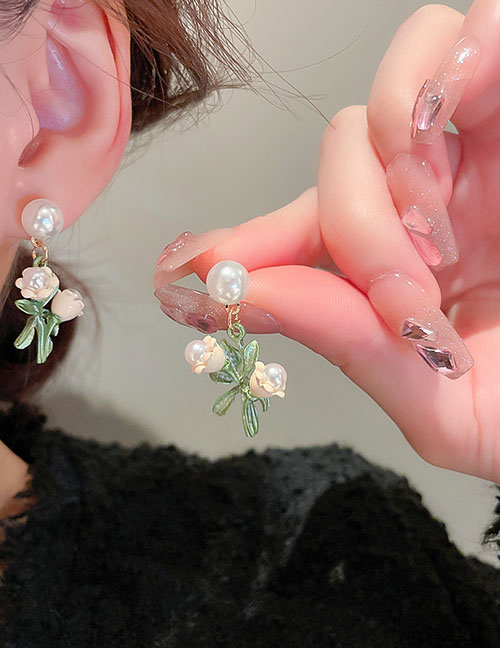 Fashion Green Geometric Pearl Flower Leaf Earrings