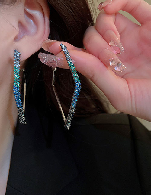 Fashion Blue Rhombus Geometric Diamond Earrings In Metal And Diamonds