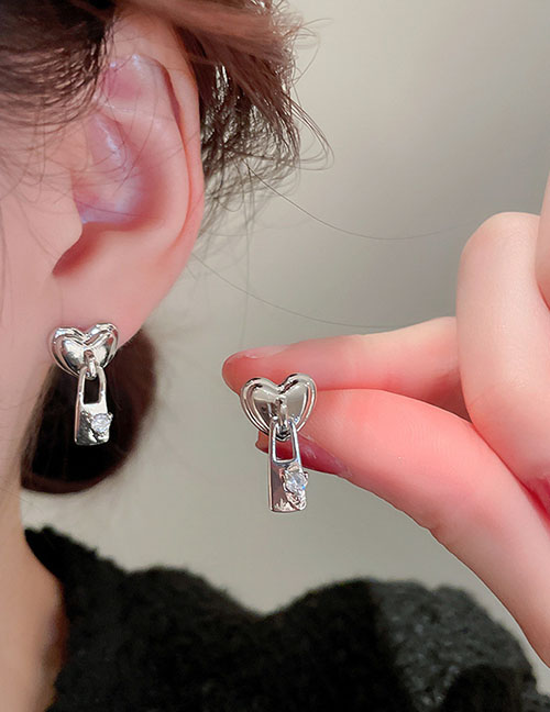 Fashion Silver (love Zipper) Copper Inlaid Zirconia Heart Earrings