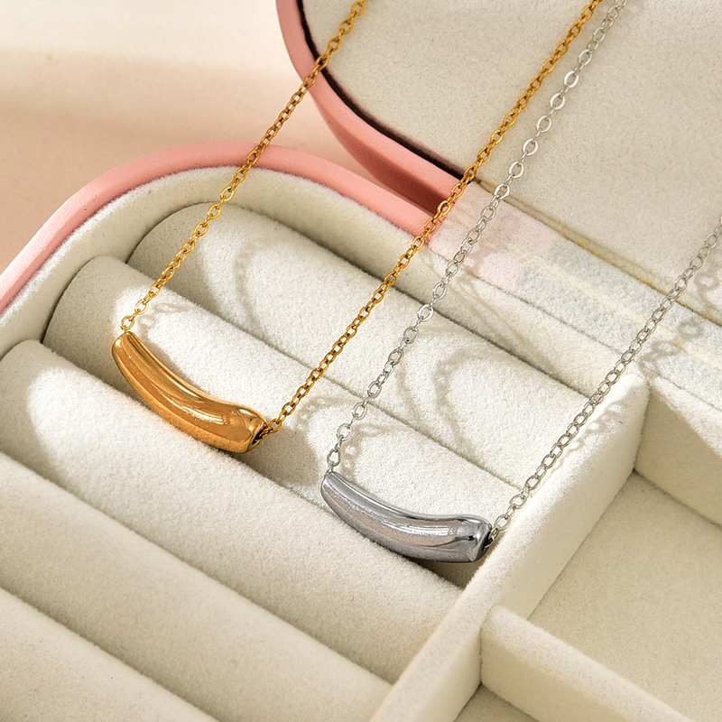 Fashion Gold Titanium Steel Irregular Necklace